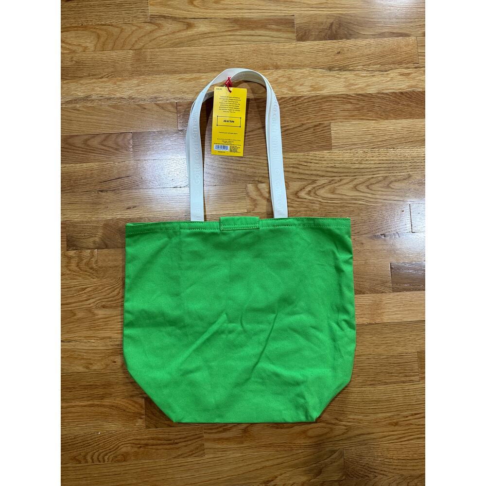 Pokémon x Target Reuseable Tote Bag 30th Anniversary Bulbasaur NWT SOLDOUT - Picture 2 of 3